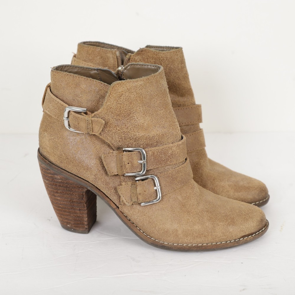 Dolce Vita Colten western burnished ankle booties size 8